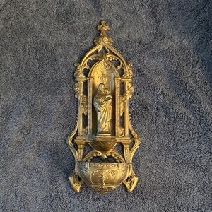 Vintage Brass Religious Benitier -Excellent Condition